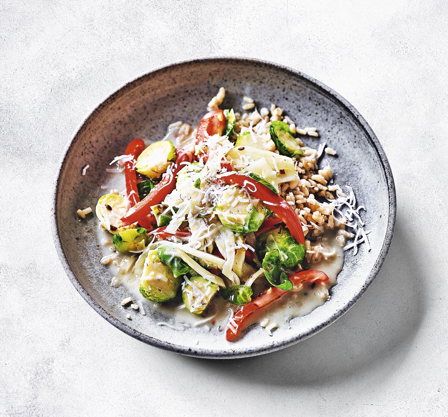 IDEAL FOR YOUR CHRISTMAS LEFTOVERS SPICY SPROUT, FENNEL & PEPPER STIR